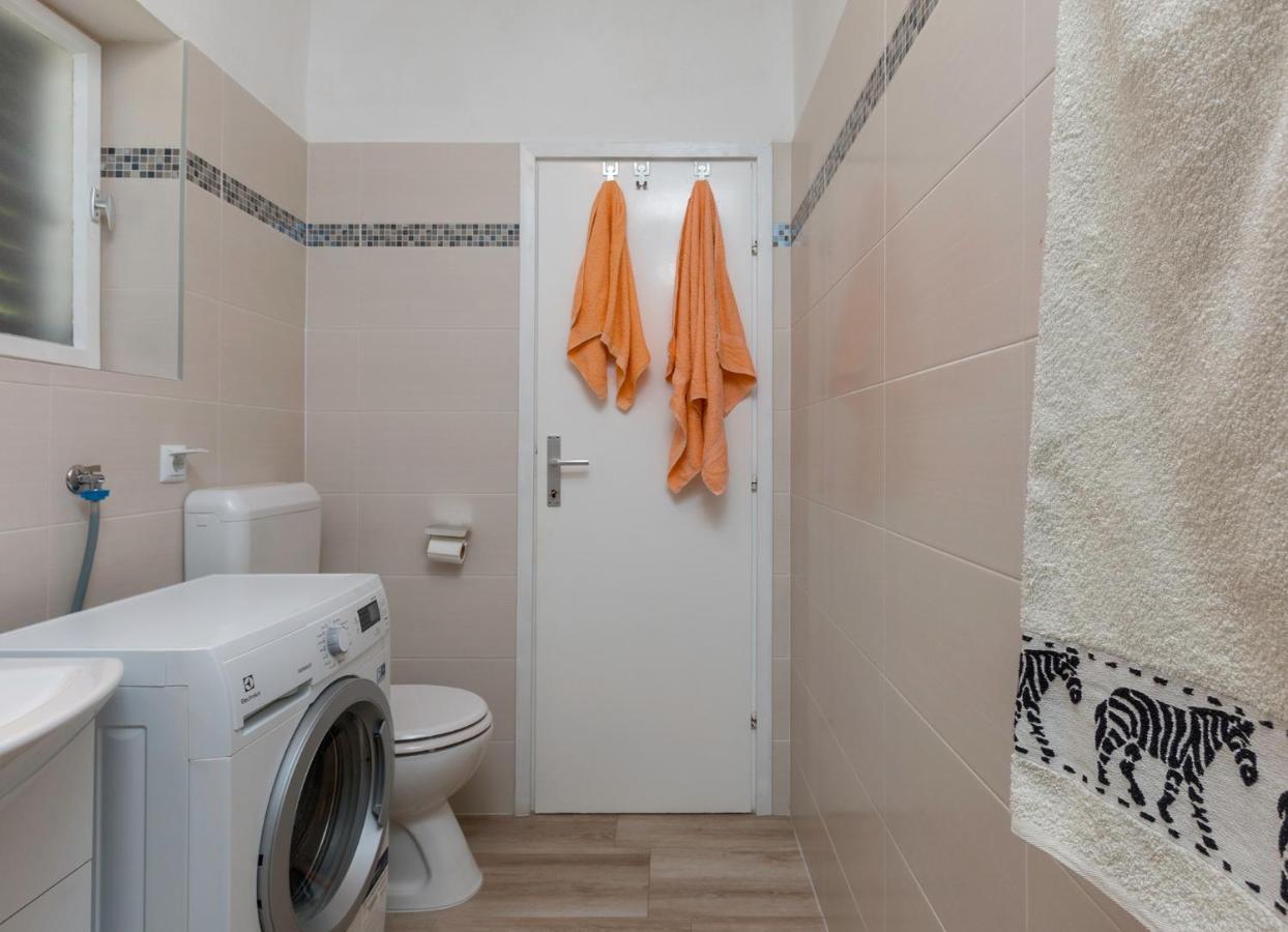 Apartman Bukarica Pula Buitenkant foto