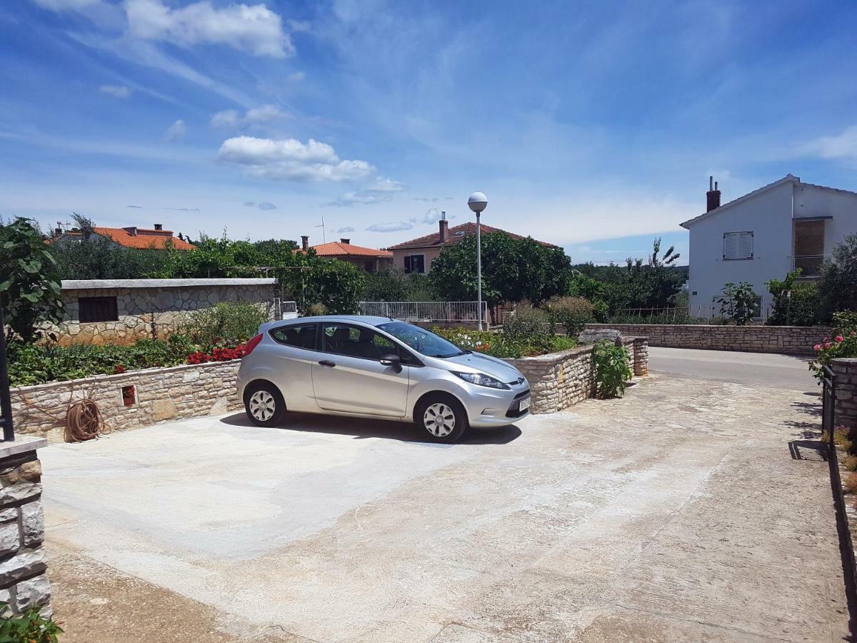 Apartman Bukarica Pula Buitenkant foto