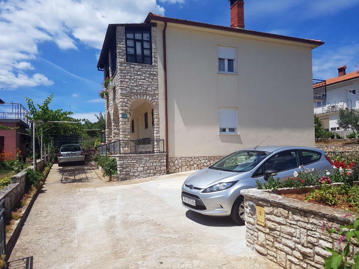 Apartman Bukarica Pula Buitenkant foto